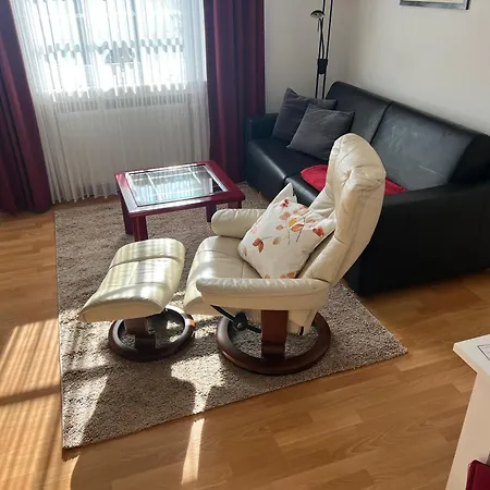 Apartment Frequent Traveler *