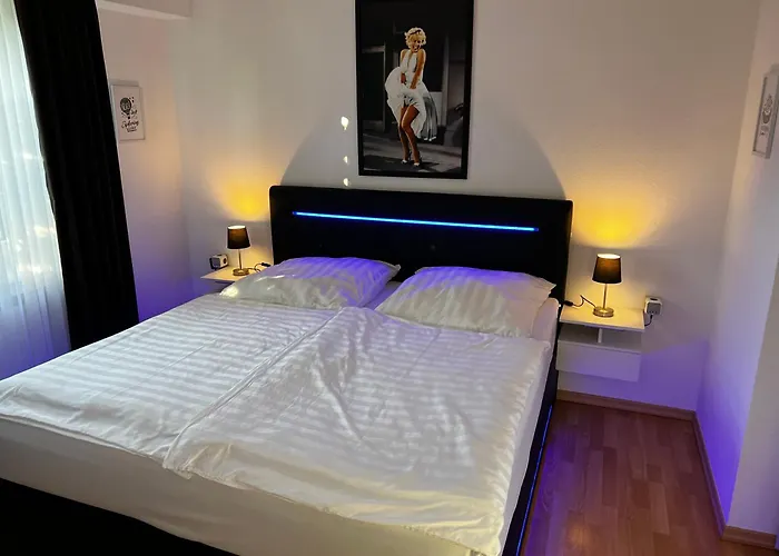 Apartment Frequent Traveler *