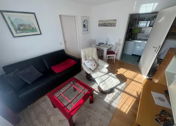 Apartment Frequent Traveler